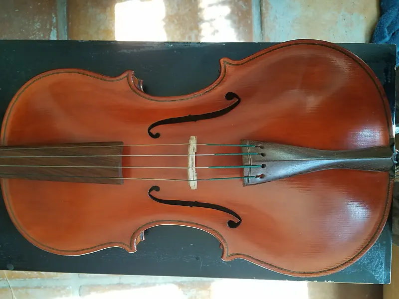 Vertical Viola (Alto Violin)